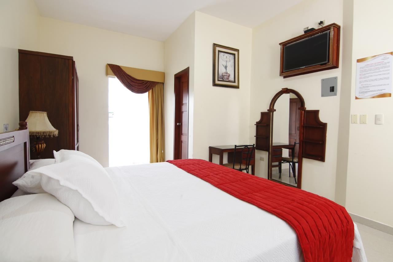 Hotel Versailles Internacional Guayaquil Ngoại thất bức ảnh