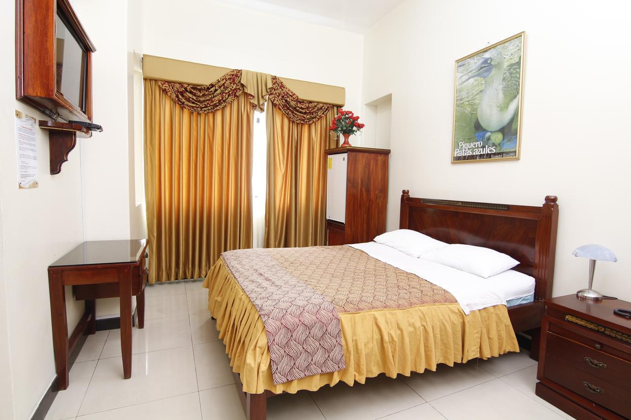 Hotel Versailles Internacional Guayaquil Ngoại thất bức ảnh