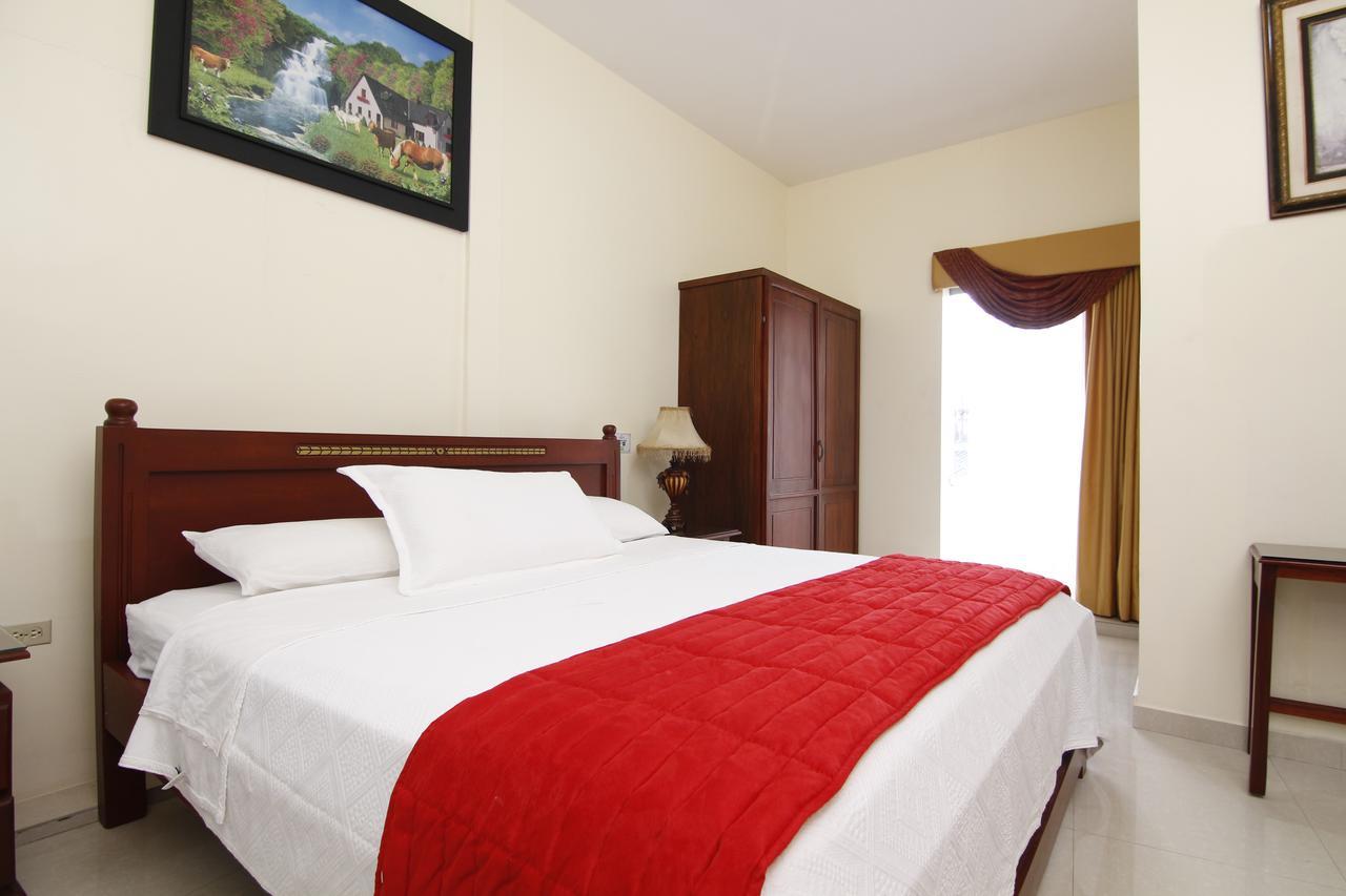 Hotel Versailles Internacional Guayaquil Ngoại thất bức ảnh