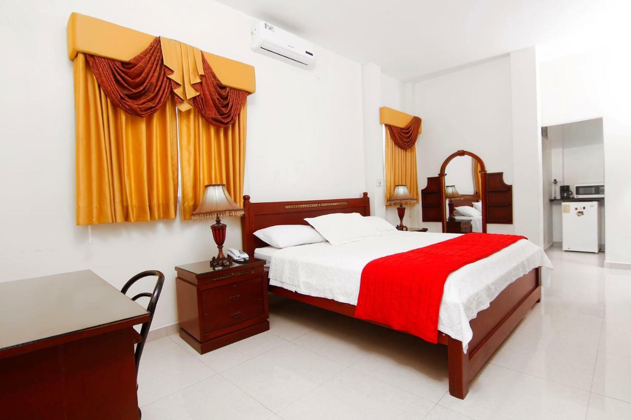 Hotel Versailles Internacional Guayaquil Ngoại thất bức ảnh