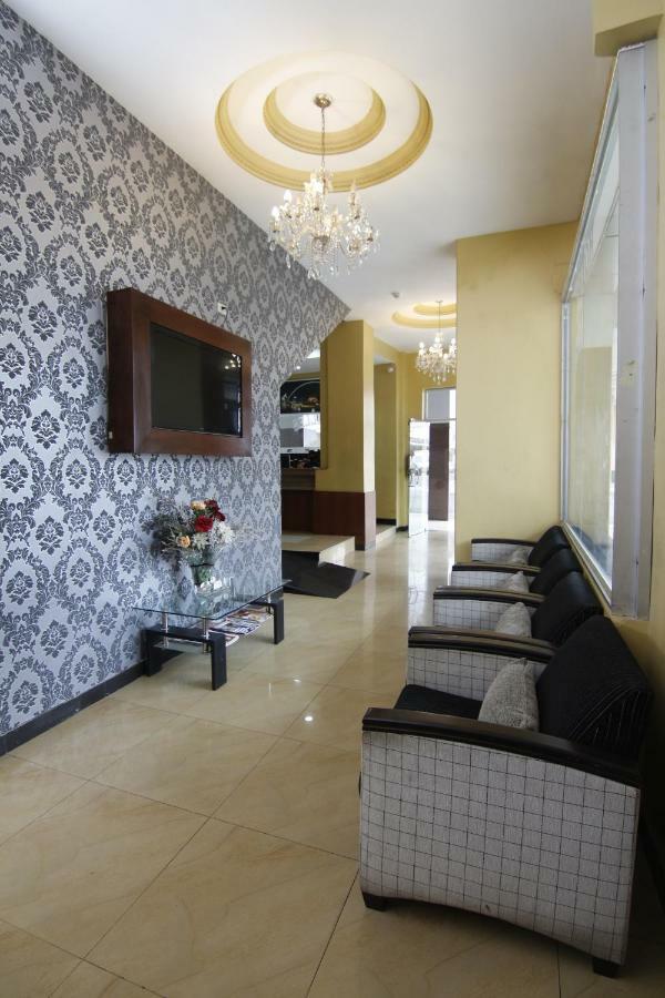 Hotel Versailles Internacional Guayaquil Ngoại thất bức ảnh