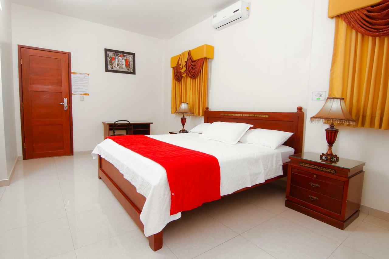 Hotel Versailles Internacional Guayaquil Ngoại thất bức ảnh